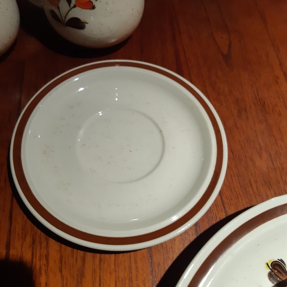 COPY - Valencia Stoneware Pattern - Picture 4 of 5